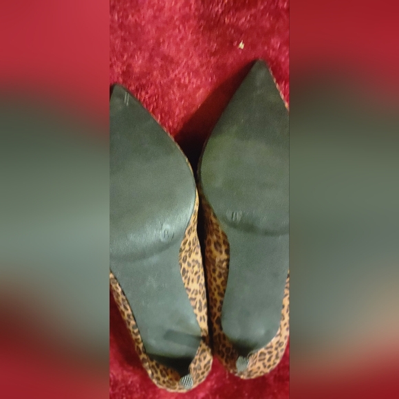 Women's COMFORT Est 1946 Cheetah Print Heels, Size 8 - Picture 6 of 7